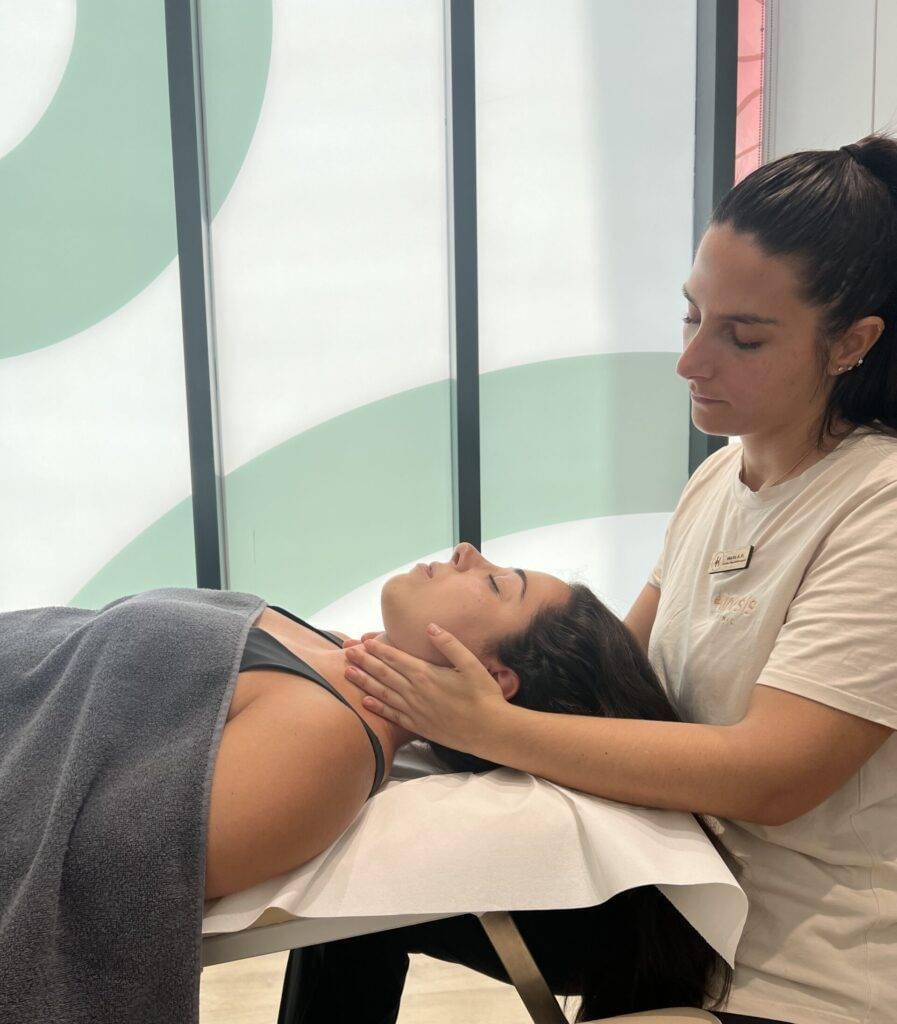 Best physiotherapy at Kinesis Clinic Dubai.